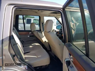 2015 Land Rover LR4 HSE z VIN SALAG2V69FA765454, wystawiony jako IAAI lot #42561781 z przebiegiem 99 115 mil mil oraz . Historia ofert i sprzedaży dostępna na DreamBid. Obrazek 8.