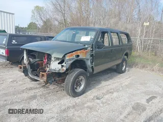 2005 Ford Excursion Eddie Bauer z VIN 1FMSU45P05ED43696, wystawiony jako IAAI lot #41674430 z przebiegiem Nie podano mil oraz . Historia ofert i sprzedaży dostępna na DreamBid. Obrazek 16.