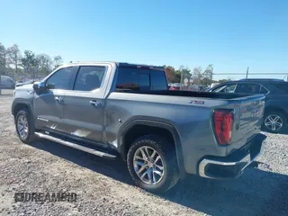 2022 GMC Sierra 1500 Limited SLT with VIN 1GTU9DET6NZ205052, listed as a IAAI auction lot 40565931 with 43,173 mi miles. Bid and sale history available at carsss.com. Image 3.