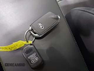 2018 Kia Stinger Premium with VIN KNAE25LA6J6021819, listed as a IAAI auction lot 41880827 with 119,214 mi miles. Bid and sale history available at carsss.com. Image 11.