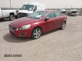 2013 Volvo S60 T5 Premier with VIN YV1612FS2D2222801, listed as a IAAI auction lot 41696272 with 152,844 mi miles. Bid and sale history available at carsss.com. Image 2.