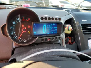 2014 Chevrolet Sonic LTZ with VIN 1G1JE5SB8E4219086, listed as a Copart auction lot 88990405 with 96,177 mi miles and Salvage Title. Bid and sale history available at carsss.com. Image 9.