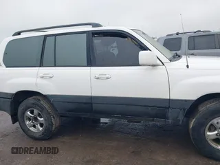 2002 Toyota Land Cruiser with VIN JTEHT05J822023282, listed as a IAAI auction lot 41474924 with 261,331 mi miles. Bid and sale history available at carsss.com. Image 13.