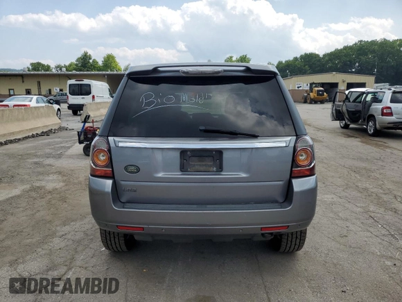2013 Land Rover LR2 z VIN SALFR2BG8DH361823, wystawiony jako Copart lot #65696275 z przebiegiem 158 008 mil mil oraz Czysty tytuł • Clean title. Historia ofert i sprzedaży dostępna na DreamBid. Obrazek 6.
