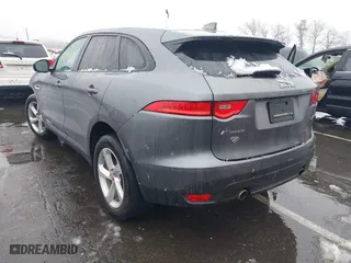 2018 Jaguar F-PACE 30t Premium with VIN SADCJ2GX0JA237967, listed as a IAAI auction lot 41512495 with 82,082 mi miles. Bid and sale history available at carsss.com. Image 3.