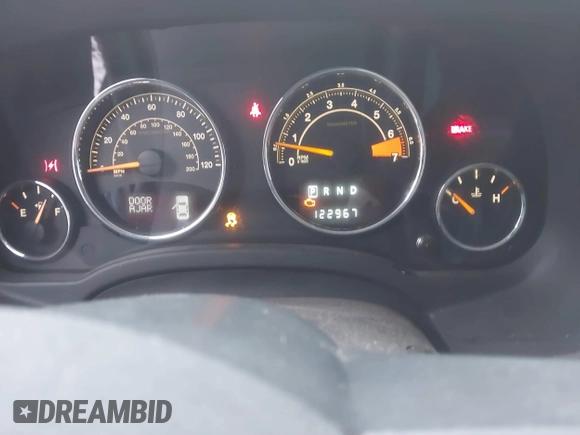 2014 Jeep Patriot Limited with VIN 1C4NJRCB1ED728821, listed as a IAAI auction lot 41241749 with 122,967 mi miles and . Bid and sale history available at DreamBid. Image 7.