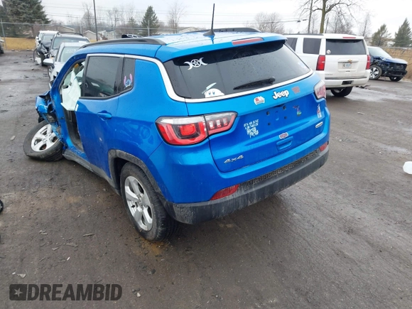 2019 Jeep Compass Latitude with VIN 3C4NJDBB5KT648383, listed as a IAAI auction lot 41681703 with 76,905 mi miles. Bid and sale history available at carsss.com. Image 3.