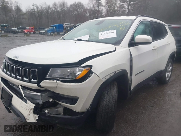 2019 Jeep Compass Latitude with VIN 3C4NJDBB6KT847829, listed as a IAAI auction lot 41476956 with 58,423 mi miles. Bid and sale history available at carsss.com. Image 17.
