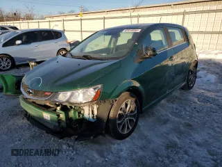 2018 Chevrolet Sonic LT z VIN 1G1JD6SB3J4108092, wystawiony jako Copart lot #42519055 z przebiegiem Nie podano mil oraz Nie do naprawy • Non repairable. Historia ofert i sprzedaży dostępna na DreamBid. Obrazek 1.