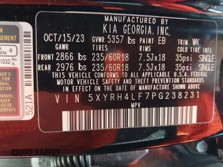 2023 Kia Sorento EX z VIN 5XYRH4LF7PG238231, wystawiony jako IAAI lot #42137368 z przebiegiem 21 447 mil mil oraz . Historia ofert i sprzedaży dostępna na DreamBid. Obrazek 9.