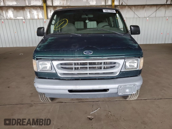 2001 Ford Econoline Wagon XL z VIN 1FBSS31S31HB25585, wystawiony jako Copart lot #46612994 z przebiegiem 145 122 mil mil oraz Nie do naprawy. Historia ofert i sprzedaży dostępna na DreamBid. Obrazek 5.