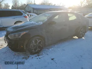 2021 Kia Forte FE with VIN 3KPF24ADXME412081, listed as a Copart auction lot 41478885 with 35,978 mi miles and Salvage Title. Bid and sale history available at carsss.com. Image 1.