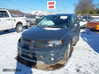 2018 Dodge Journey GT with VIN 3C4PDCEG2JT253786, listed as a IAAI auction lot 41523298 with 120,002 mi miles. Bid and sale history available at carsss.com. Image 17.