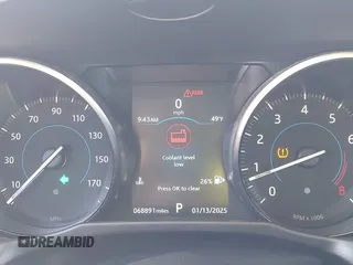 2019 Jaguar XF 25t Premium with VIN SAJBJ4FX5KCY78947, listed as a IAAI auction lot 41261473 with 68,891 mi miles. Bid and sale history available at carsss.com. Image 7.