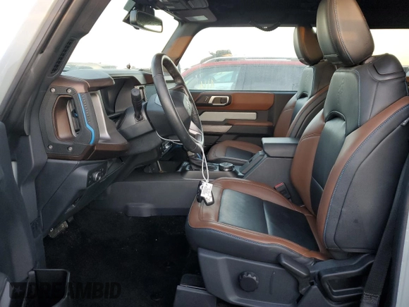 2021 Ford Bronco z VIN 1FMDE5CP4MLA65927, wystawiony jako Copart lot #74809974 z przebiegiem 41 296 mil mil oraz Nie do naprawy • Non repairable. Historia ofert i sprzedaży dostępna na DreamBid. Obrazek 7.