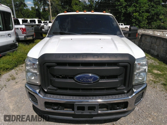 2014 Ford F-250 XL z VIN 1FTBF2B64EEB63961, wystawiony jako IAAI lot #42357797 z przebiegiem 211 419 mil mil oraz . Historia ofert i sprzedaży dostępna na DreamBid. Obrazek 12.
