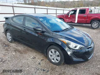 2016 Hyundai Elantra SE with VIN 5NPDH4AE3GH692568, listed as a IAAI auction lot 41110580 with 35,103 mi miles. Bid and sale history available at carsss.com. Image 1.