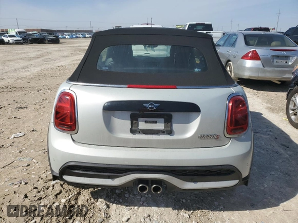 2022 MINI Convertible Cooper S с VIN WMW43DL00N3N52368, выставлен на аукционе Copart как лот 45111325 с пробегом 31 988 миль миль и Списание • Salvage title. История ставок и продаж доступна на DreamBid. Изображение 6.