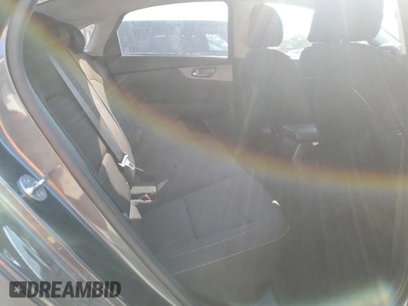 2021 Kia Forte LXS with VIN 3KPF24AD4ME363556, listed as a Copart auction lot 58812105 with 72,407 mi miles and Salvage title. Bid and sale history available at DreamBid. Image 10.