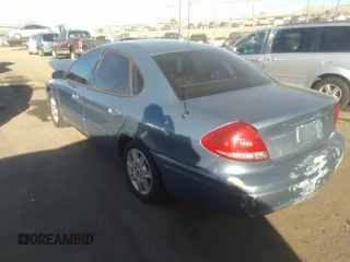 2007 Ford Taurus SE z VIN 1FAFP53U47A130276, wystawiony jako IAAI lot #38111355 z przebiegiem 205 721 mil mil oraz . Historia ofert i sprzedaży dostępna na DreamBid. Obrazek 3.