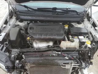 2020 Jeep Cherokee Latitude z VIN 1C4PJLCB8LD525489, wystawiony jako Copart lot #59251205 z przebiegiem 60 046 mil mil oraz Szkoda całkowita • Salvage title. Historia ofert i sprzedaży dostępna na DreamBid. Obrazek 12.
