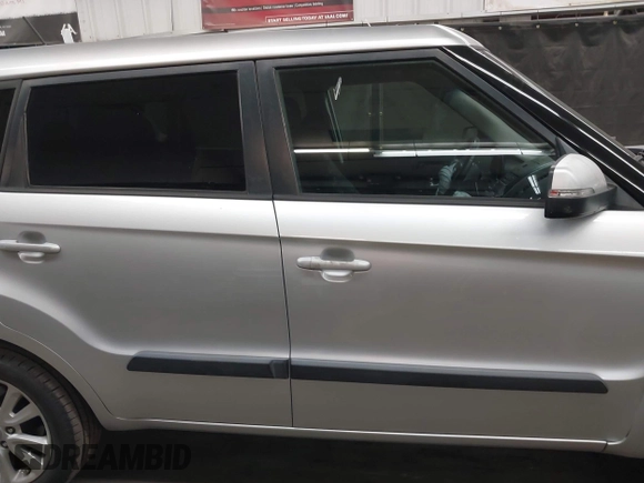 2012 Kia Soul + with VIN KNDJT2A66C7403146, listed as a IAAI auction lot 42003669 with 142,522 mi miles. Bid and sale history available at carsss.com. Image 14.