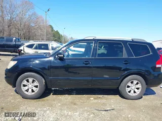 2009 Kia Borrego LX with VIN KNDJJ741995037531, listed as a IAAI auction lot 41738591 with 210,029 mi miles. Bid and sale history available at carsss.com. Image 14.