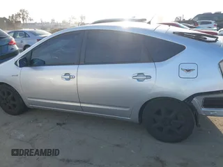2007 Toyota Prius with VIN JTDKB20U977675252, listed as a IAAI auction lot 41697462 with 98,096 mi miles. Bid and sale history available at carsss.com. Image 15.
