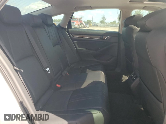 2018 Honda Accord EX-L с VIN 1HGCV3F5XJA010292, выставлен на аукционе Copart как лот 54420545 с пробегом 72 814 миль миль и Списание • Salvage title. История ставок и продаж доступна на DreamBid. Изображение 10.
