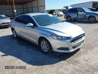 2016 Ford Fusion S z VIN 3FA6P0G75GR105206, wystawiony jako IAAI lot #42032773 z przebiegiem 174 927 mil mil oraz . Historia ofert i sprzedaży dostępna na DreamBid. Obrazek 1.