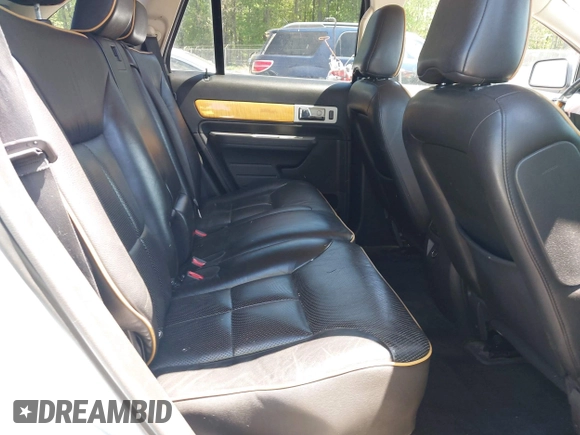 2008 Lincoln MKX with VIN 2LMDU88C18BJ11850, listed as a IAAI auction lot 42065105 with Not Provided miles and . Bid and sale history available at DreamBid. Image 8.