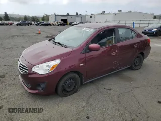 2019 Mitsubishi Mirage ES z VIN ML32F3FJ3KHF12533, wystawiony jako Copart lot #55393975 z przebiegiem 97 957 mil mil oraz Szkody całkowita. Historia ofert i sprzedaży dostępna na DreamBid. Obrazek 1.