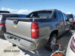 2012 Chevrolet Avalanche LT with VIN 3GNMCFE0XCG308840, listed as a Copart auction lot 76900064 with 180,498 mi miles and Non Repairable. Bid and sale history available at carsss.com. Image 3.