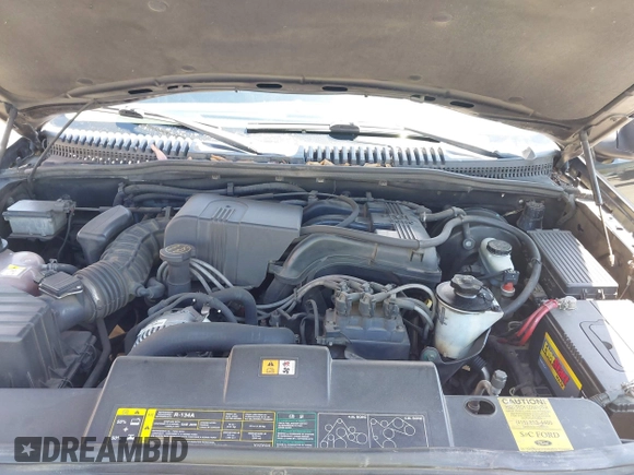 2002 Ford Explorer XLT with VIN 1FMZU73K92UD34066, listed as a IAAI auction lot 42228958 with 198,594 mi miles and . Bid and sale history available at DreamBid. Image 10.