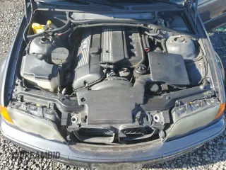 2001 BMW 3 Series 325i with VIN WBAAV33451FU97905, listed as a Copart auction lot 44808975 with 121,506 mi miles and Salvage Title. Bid and sale history available at carsss.com. Image 11.