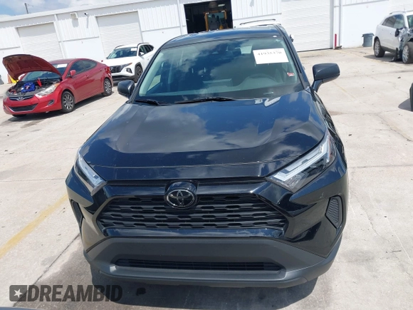 2024 Toyota RAV4 LE with VIN 2T3H1RFVXRW326047, listed as a IAAI auction lot 41935370 with 24,529 mi miles. Bid and sale history available at carsss.com. Image 13.
