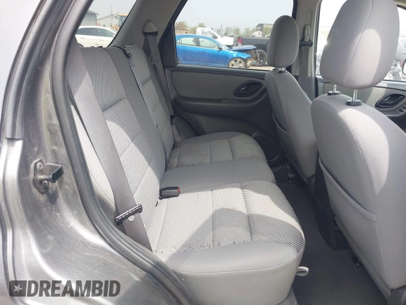 2005 Ford Escape XLT with VIN 1FMYU03115KB16214, listed as a IAAI auction lot 42113350 with 79,355 mi miles and . Bid and sale history available at DreamBid. Image 8.