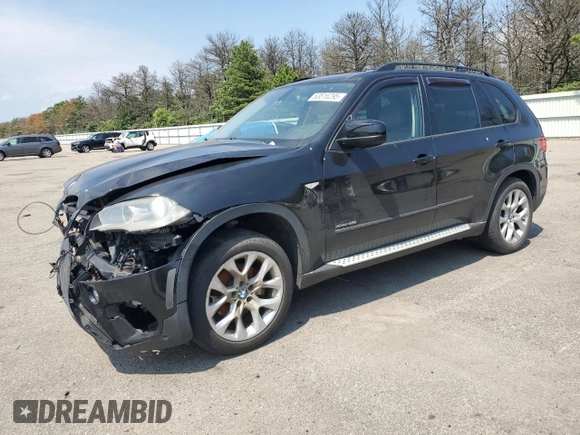 2012 BMW X5 35i z VIN 5UXZV4C55CL765391, wystawiony jako Copart lot #63816295 z przebiegiem 105 853 mil mil oraz Czysty tytuł • Clean title. Historia ofert i sprzedaży dostępna na DreamBid. Obrazek 1.
