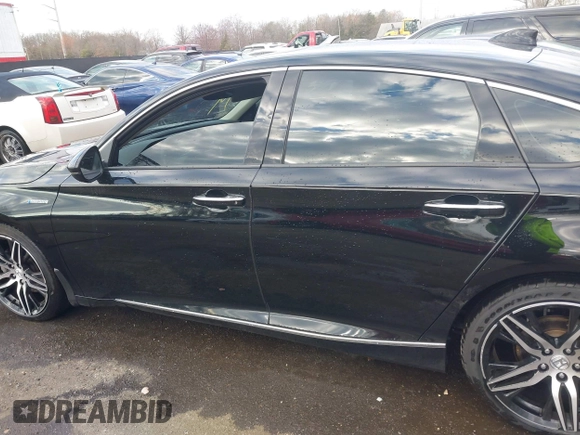 2021 Honda Accord Touring with VIN 1HGCV3F93MA013347, listed as a IAAI auction lot 40969718 with 89,176 mi miles and . Bid and sale history available at DreamBid. Image 14.