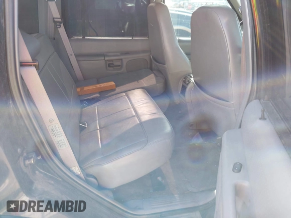 1997 Ford Explorer XLT with VIN 1FMDU35P2VZC38816, listed as a IAAI auction lot 42599570 with 190,282 mi miles and . Bid and sale history available at DreamBid. Image 8.