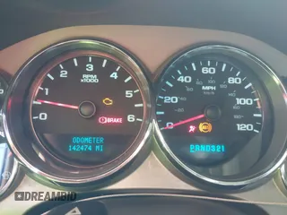 2008 Chevrolet Silverado 1500 Work Truck with VIN 1GCEC14028Z213228, listed as a IAAI auction lot 41492262 with 142,474 mi miles. Bid and sale history available at carsss.com. Image 7.