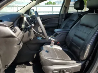 2017 GMC Acadia Denali z VIN 1GKKNXLS5HZ239863, wystawiony jako Copart lot #57999995 z przebiegiem 97 076 mil mil oraz Szkoda całkowita • Salvage title. Historia ofert i sprzedaży dostępna na DreamBid. Obrazek 7.