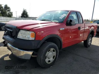 2006 Ford F-150 XL z VIN 1FTRF14W46NA13906, wystawiony jako Copart lot #50831425 z przebiegiem 173 863 mil mil oraz Szkoda całkowita • Salvage title. Historia ofert i sprzedaży dostępna na DreamBid. Obrazek 1.