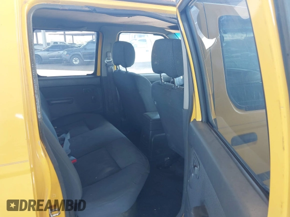 2002 Nissan Frontier SE z VIN 1N6ED27TX2C300908, wystawiony jako IAAI lot #41965904 z przebiegiem 232 912 mil mil oraz . Historia ofert i sprzedaży dostępna na DreamBid. Obrazek 8.