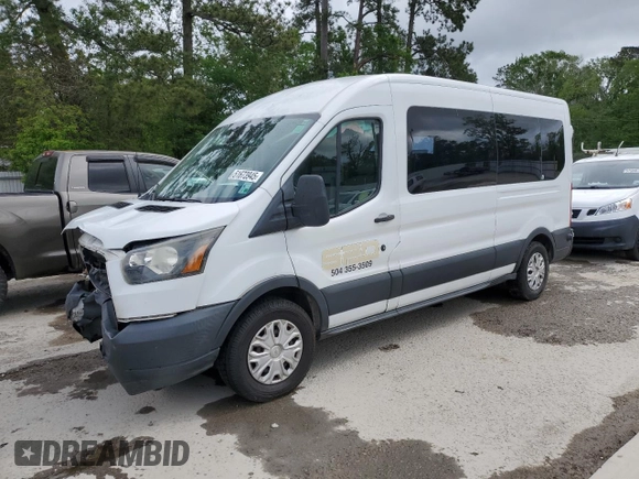 2018 Ford Transit с VIN 1FTYE2CM1JKB06591, выставлен на аукционе Copart как лот 54611555 с пробегом 205 814 миль миль и Списание • Salvage title. История ставок и продаж доступна на DreamBid. Изображение 1.