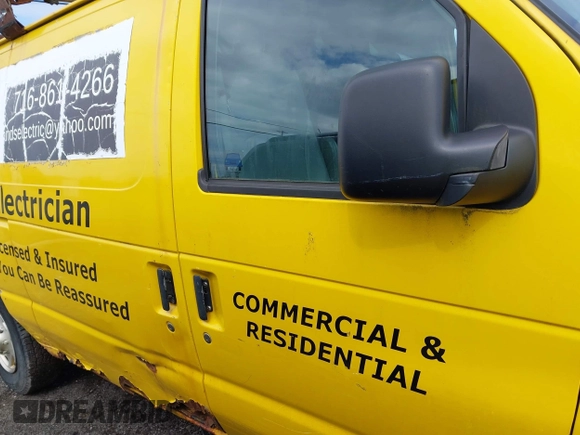 2006 Ford Econoline Cargo with VIN 1FTNE24W76HB25668, listed as a IAAI auction lot 42183528 with 225,468 mi miles and . Bid and sale history available at carsss.com. Image 13.