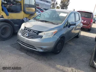 2015 Nissan Versa Note S with VIN 3N1CE2CP3FL421177, listed as a IAAI auction lot 41557492 with 121,081 mi miles. Bid and sale history available at carsss.com. Image 2.