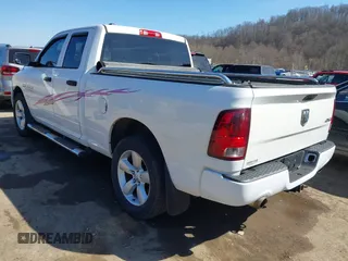 2014 Ram 1500 Express z VIN 1C6RR7FT3ES192539, wystawiony jako IAAI lot #41760162 z przebiegiem 107 098 mil mil oraz . Historia ofert i sprzedaży dostępna na DreamBid. Obrazek 3.
