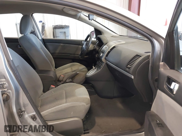2011 Nissan Sentra SR with VIN 3N1AB6AP0BL717441, listed as a IAAI auction lot 41982454 with 176,757 mi miles and . Bid and sale history available at DreamBid. Image 5.