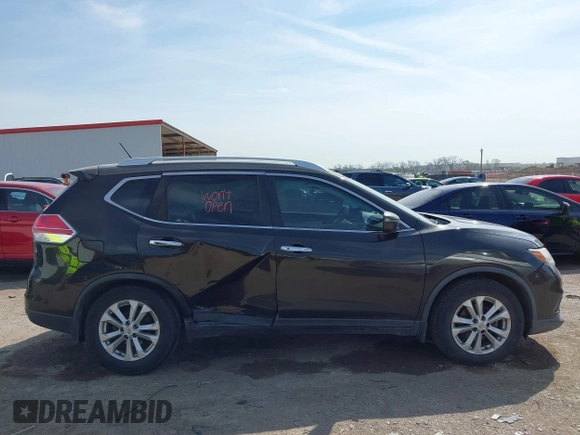 2016 Nissan Rogue SV with VIN KNMAT2MT9GP656436, listed as a IAAI auction lot 41902170 with 117,873 mi miles and . Bid and sale history available at carsss.com. Image 13.